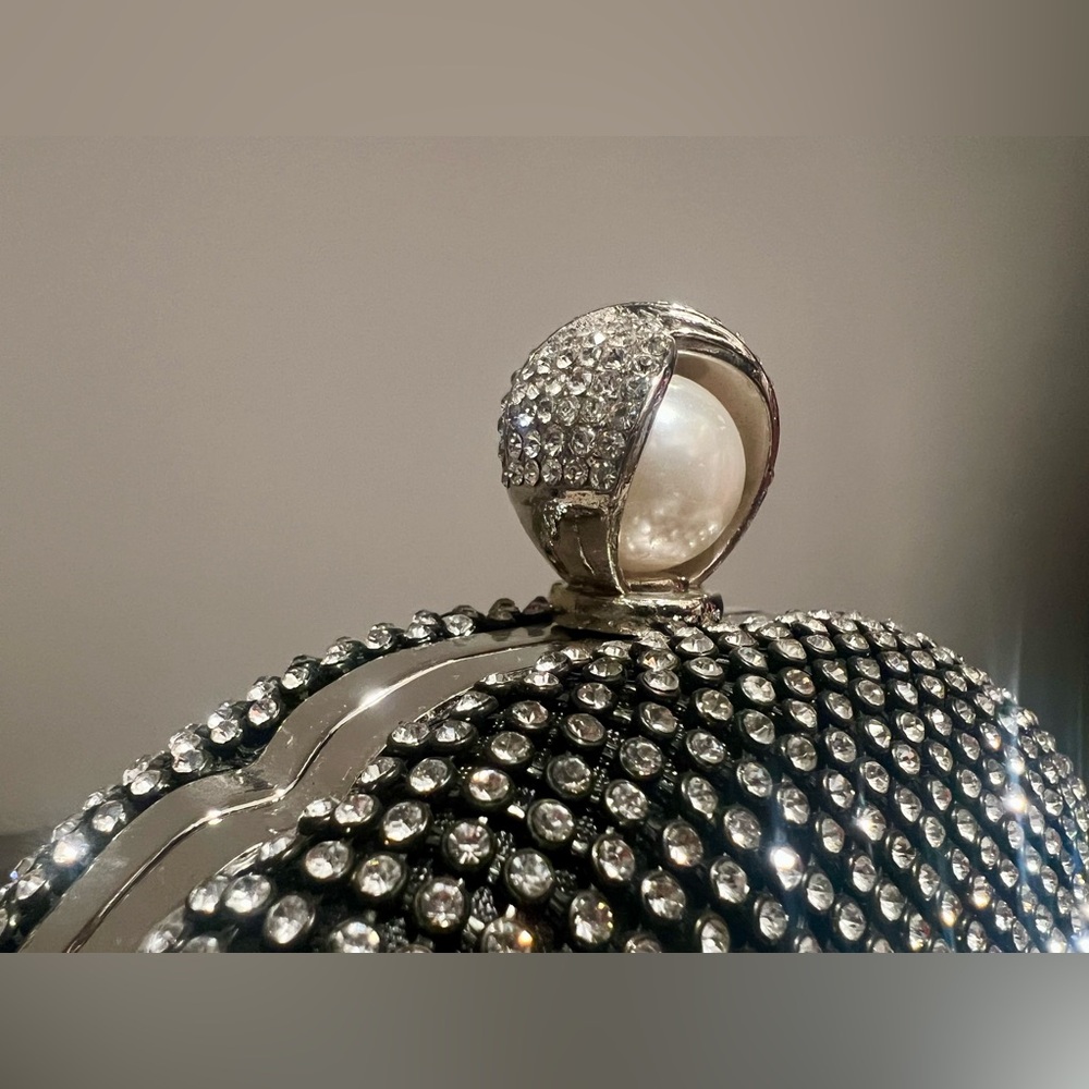 NWOT Esbeda Black Rhinestone/Pearl Clutch & Shoulder Handbag - Picture 2 of 6
